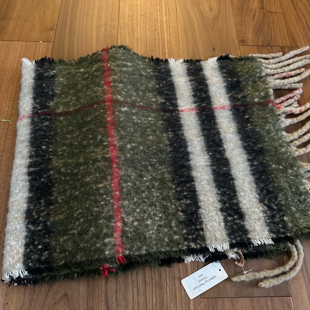 Love of Fashion Plaid Scarf